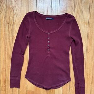 Abercrombie and Fitch Women's Burgundy Long Sleeve Top